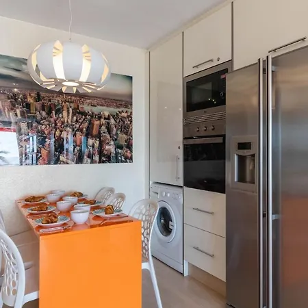 A Few Steps From The Beach Of Las Vistas Лос Кристианос